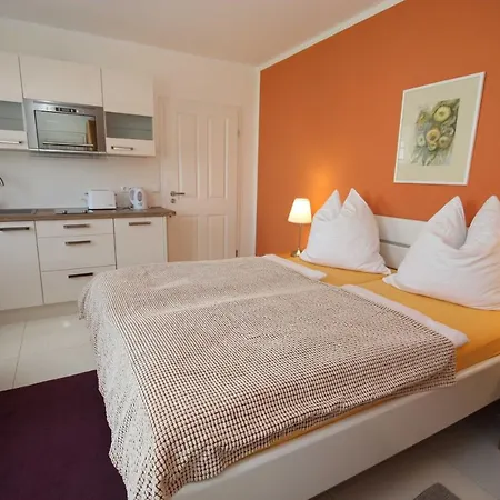 Louise Apartment